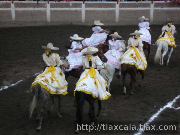 Feria de escaramuzas Tlaxco 2007 - Foto