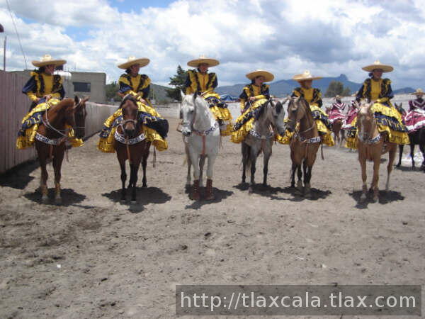 Feria de escaramuzas Tlaxco 2007 - Foto