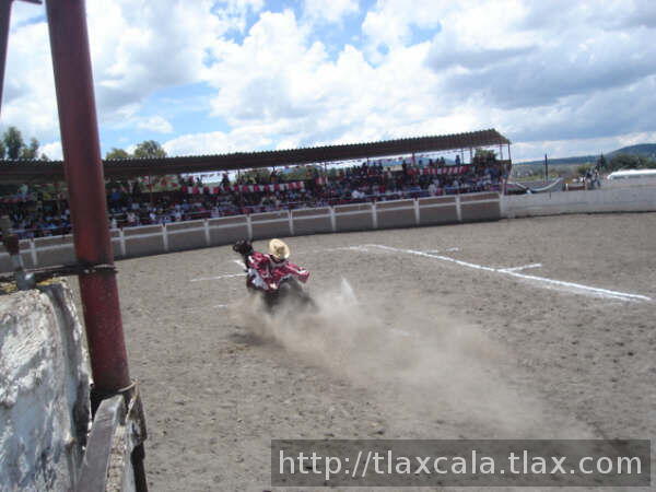 Feria de escaramuzas Tlaxco 2007 - Foto
