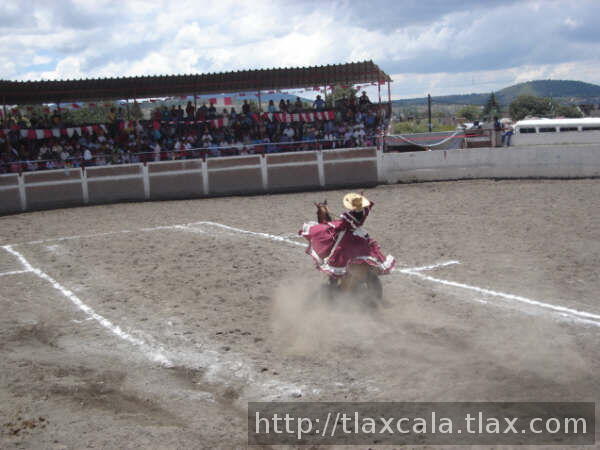 Feria de escaramuzas Tlaxco 2007 - Foto