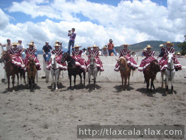 Feria de escaramuzas Tlaxco 2007 - Foto