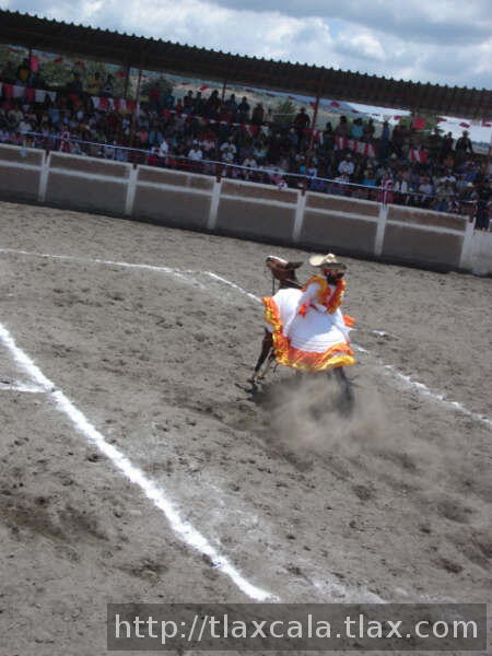 Feria de escaramuzas Tlaxco 2007 - Foto