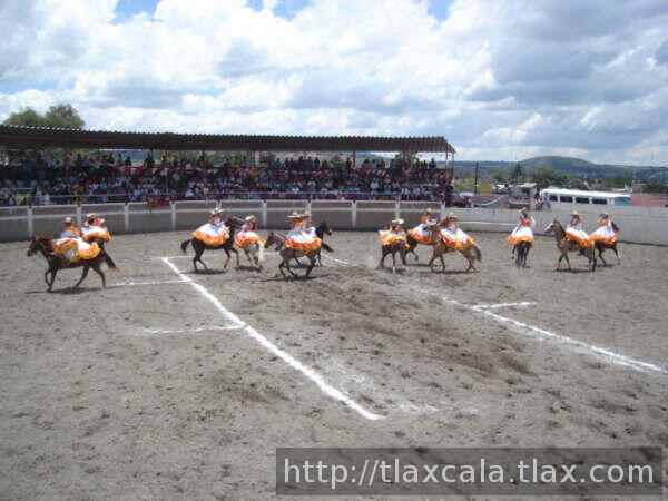 Feria de escaramuzas Tlaxco 2007 - Foto