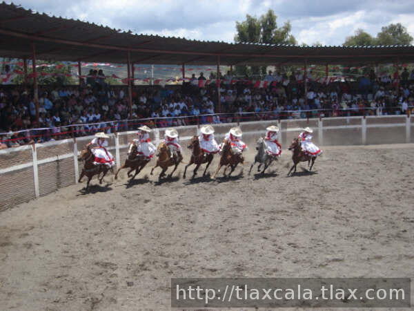 Feria de escaramuzas Tlaxco 2007 - Foto
