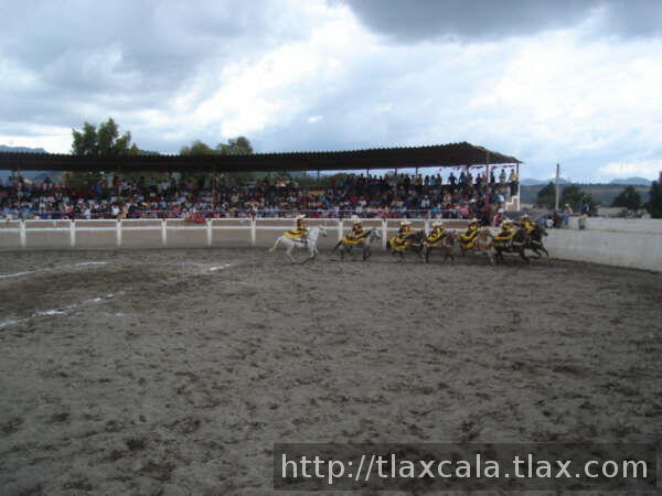 Feria de escaramuzas Tlaxco 2007 - Foto