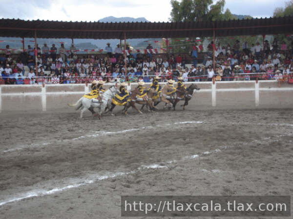 Feria de escaramuzas Tlaxco 2007 - Foto