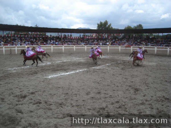 Feria de escaramuzas Tlaxco 2007 - Foto