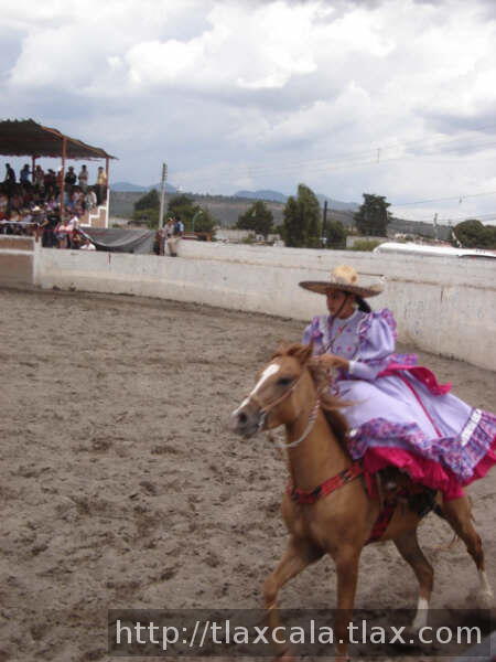 Feria de escaramuzas Tlaxco 2007 - Foto