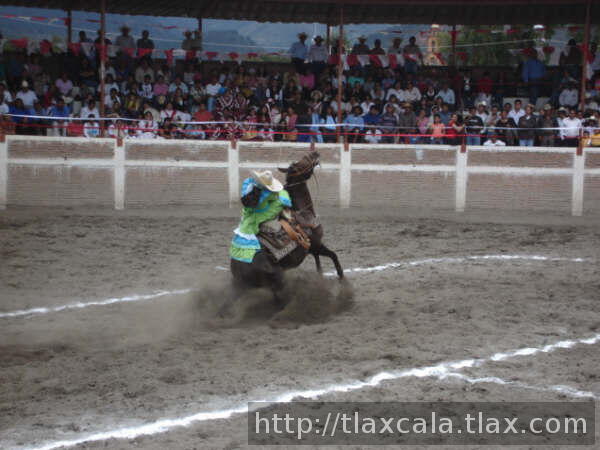 Feria de escaramuzas Tlaxco 2007 - Foto