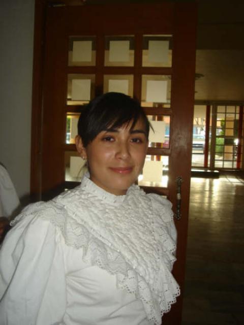 Guapa pero chiquita