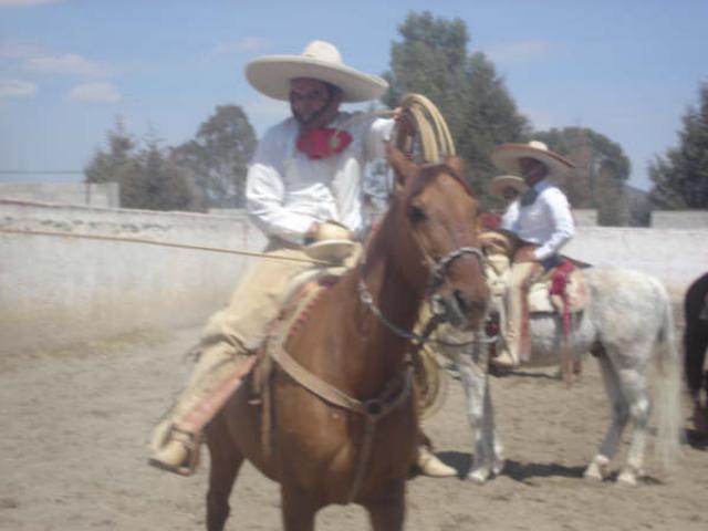 David Vega pialando por Rancheros de Apizaco