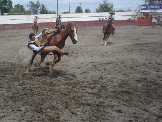 Torneo del Centenario en San Martin Texmelucan - Foto