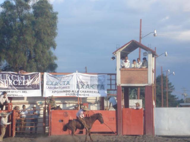 Torneo del Centenario en San Martin Texmelucan - Foto