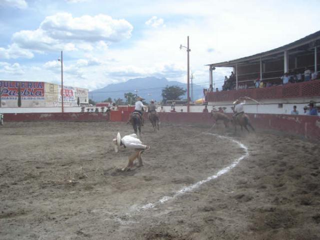 Torneo del Centenario en San Martin Texmelucan - Foto