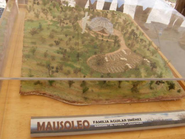 Asi quedara el mausoleo de la familia Aguilar Jimenez