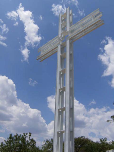 Impresionante cruz en el rancho el soyate