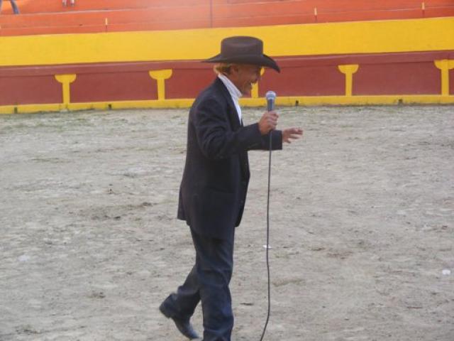 Pata de Perro, comediante que hiso reir a todo el respetable publico.
