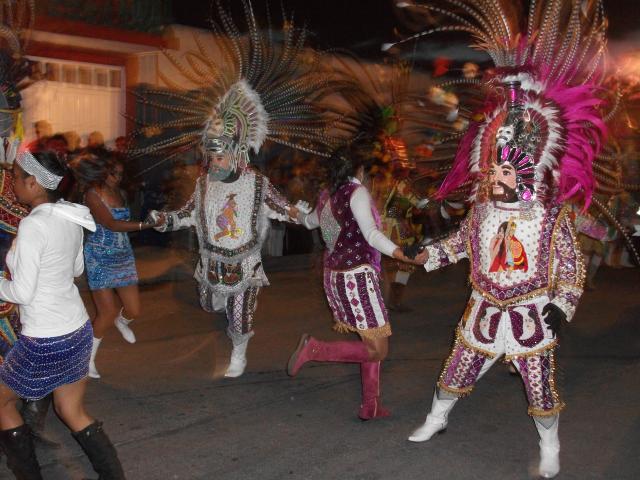 Balando por la noche